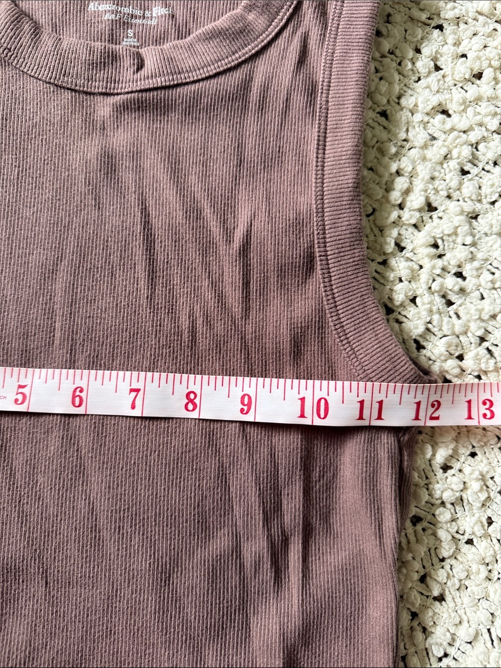 π₯₯ Abercrombie Cropped Crew Essential Tank in Brown π₯₯ - Picture 4 of 7